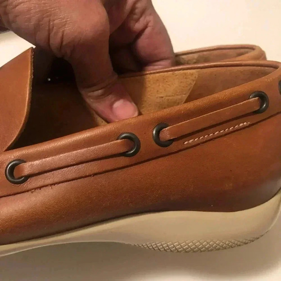 Prada tan color slipper. Great for skinny foot - Picture 11 of 12